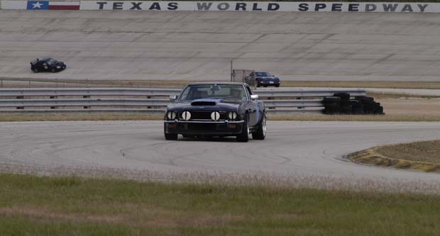  The Driver's Edge - Texas World Speedway - 2003 11 - track days Aston Martin V8 